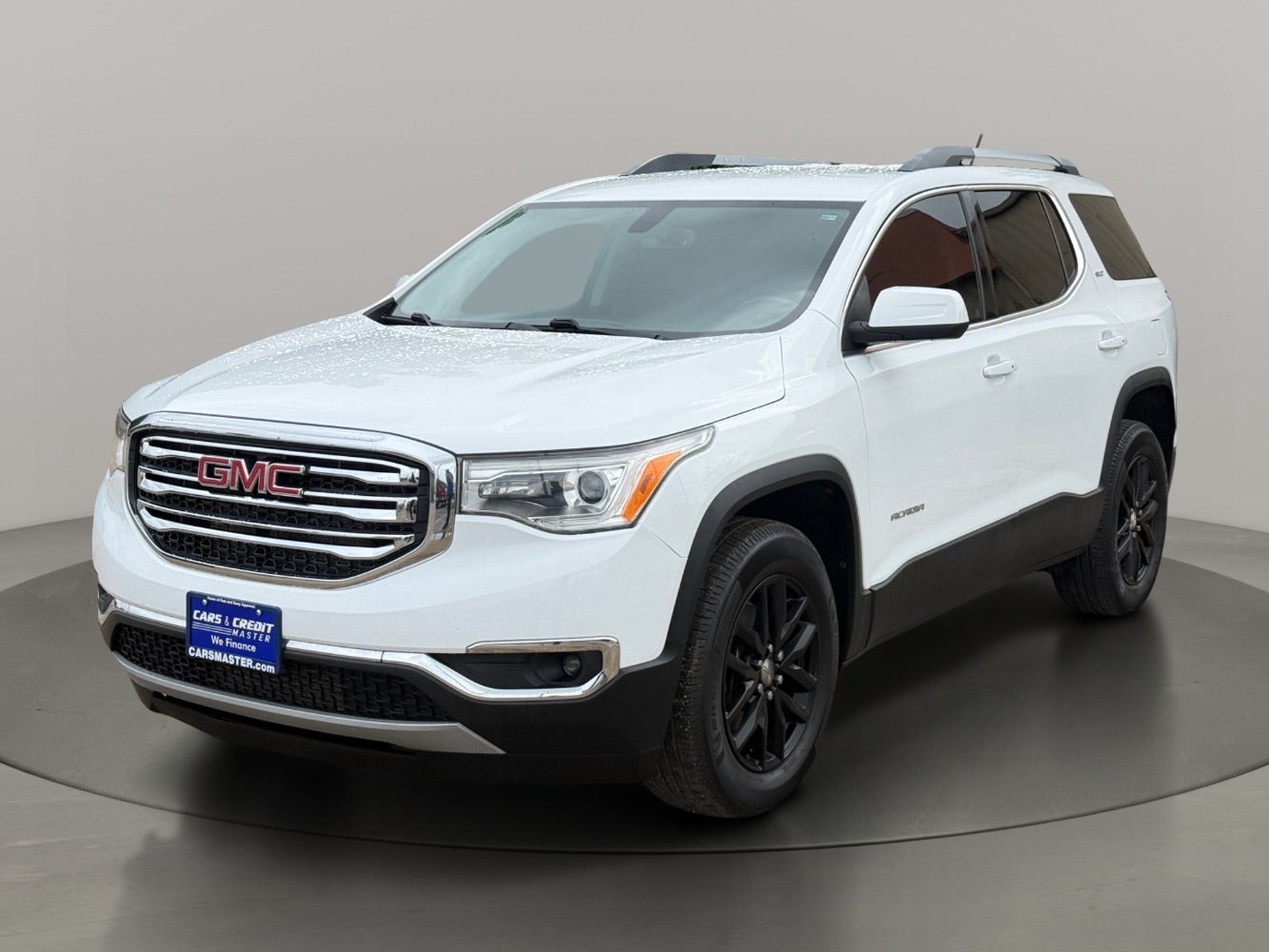 2019 GMC Acadia SLT-1 in White Frost Tricoat — front three-quarter view